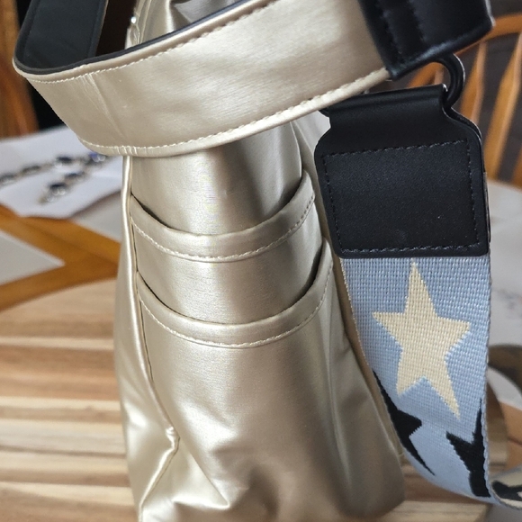 IHKWIP Zig Zag Quilted Go Getter Metallic Champagne Women's Shoulder Bag - Picture 7 of 14